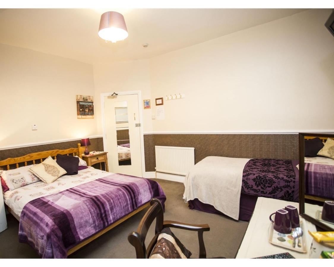 Parasol Weston Guest House Δωμάτιο φωτογραφία