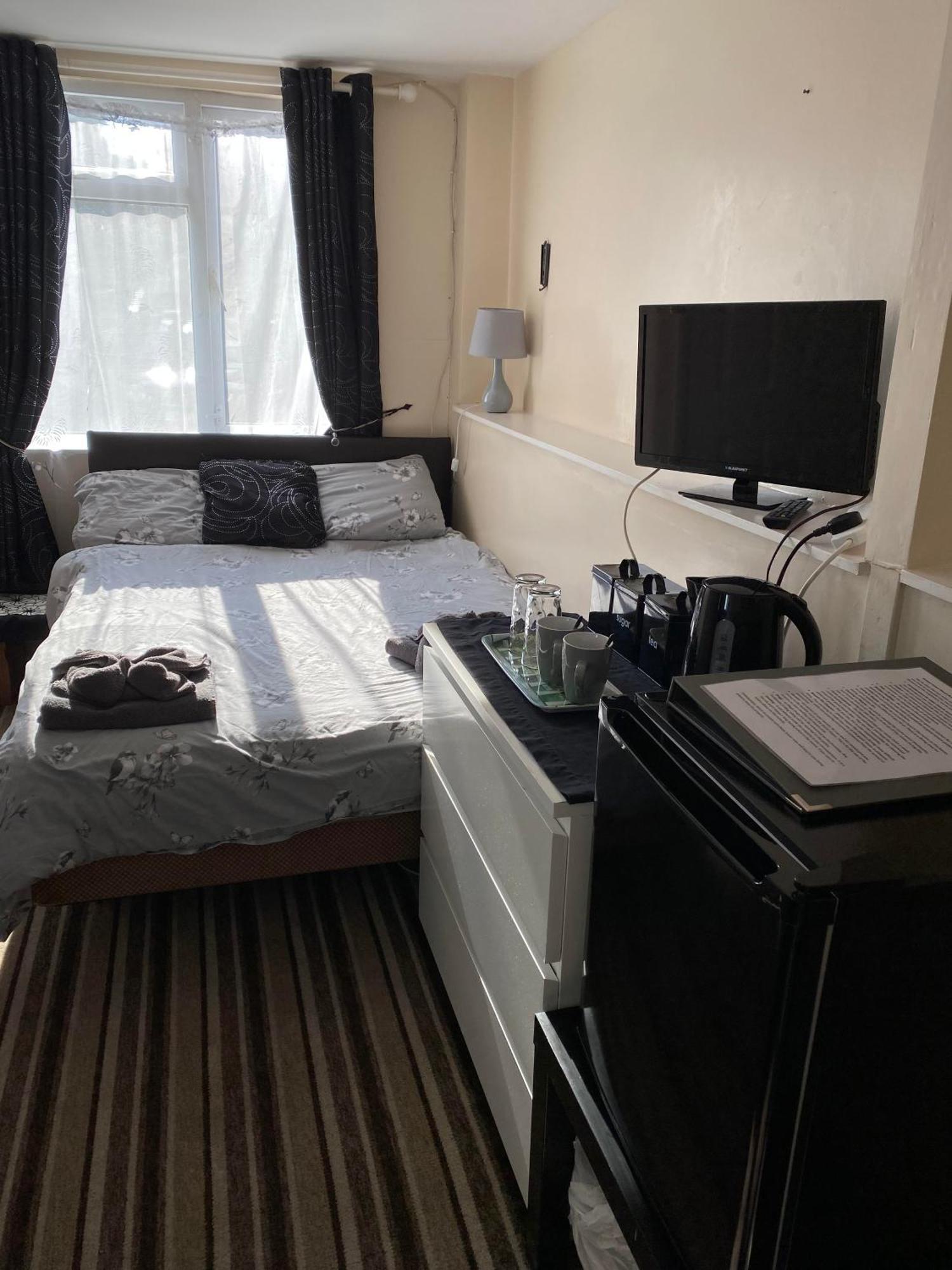 Parasol Weston Guest House Εξωτερικό φωτογραφία