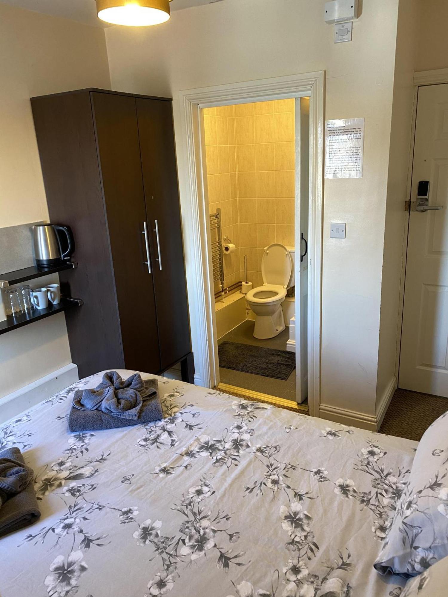 Parasol Weston Guest House Δωμάτιο φωτογραφία
