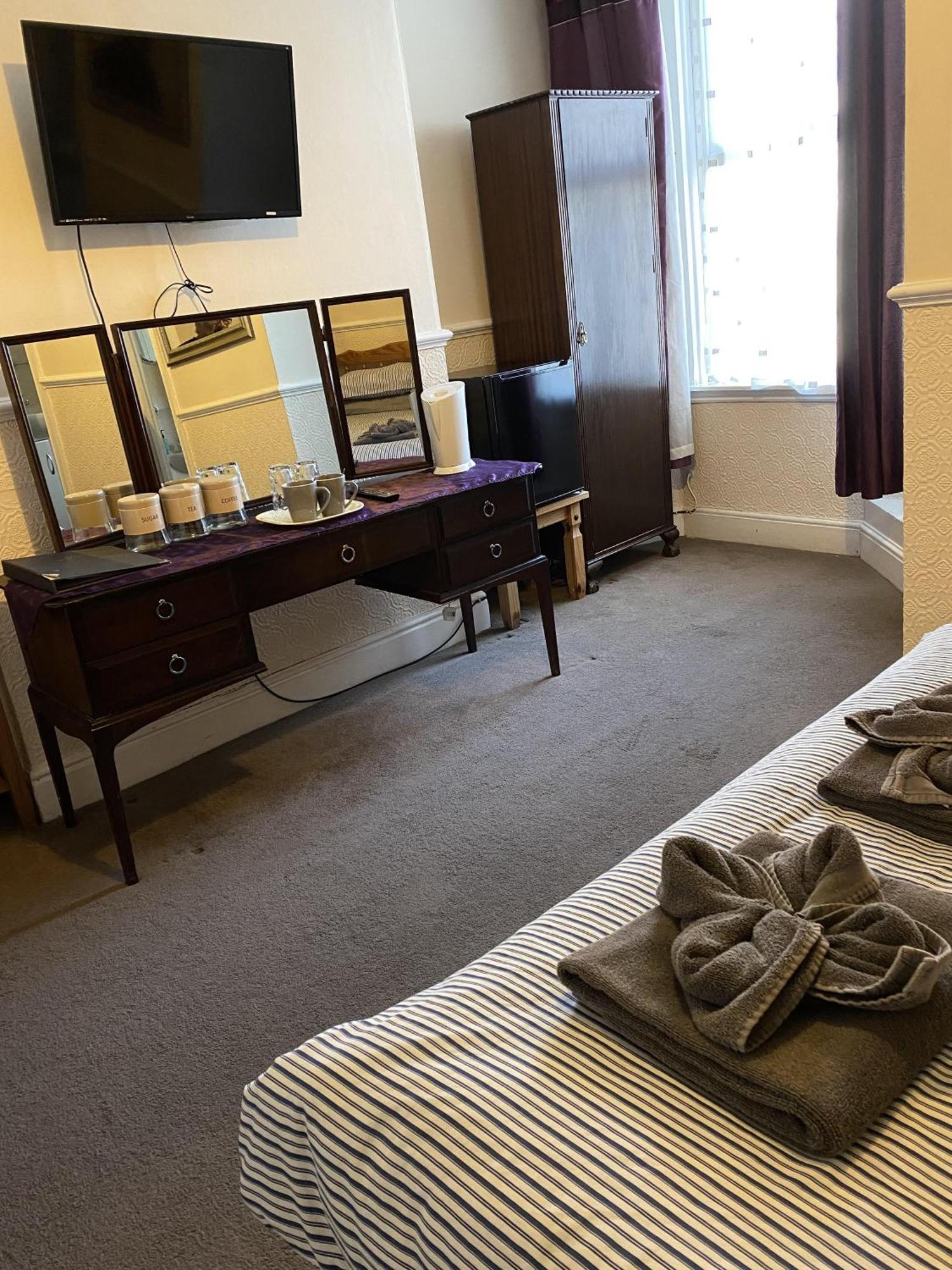 Parasol Weston Guest House Δωμάτιο φωτογραφία