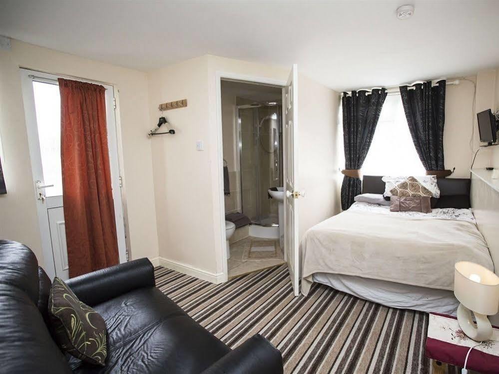 Parasol Weston Guest House Εξωτερικό φωτογραφία